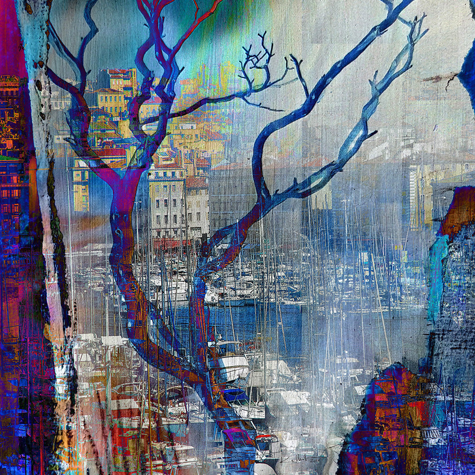 Art numérique 60x60 cm de Marseille représentant le Vieux-Port et ses bateaux à travers les branches d'un arbre, style contemporain texturé bleu et violet par Kellestom.