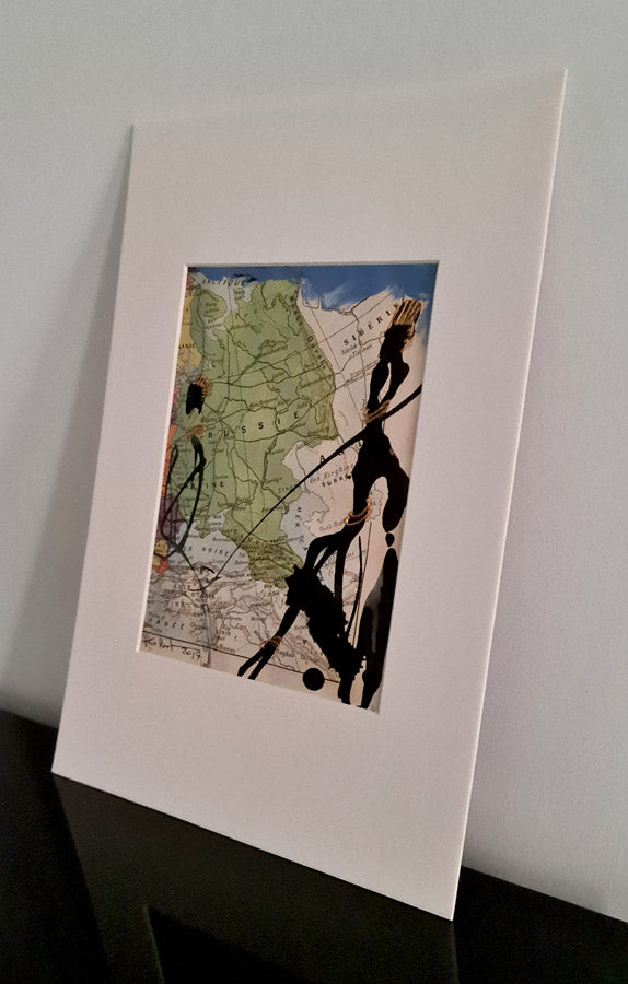 Russie -dessins sur carte ancienne, silhouettes noires-passe partout 30x20cm