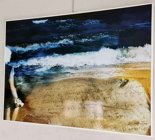 art numérique sur alu 80x100cm la mer bleu marine et les vagues blanches. avec des mots du poeme de Baudelaire
