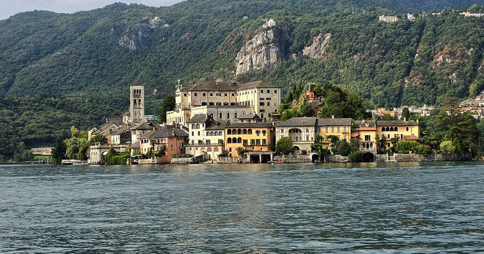 Italie - L'île de San Giulio sur le lac d‘Orta