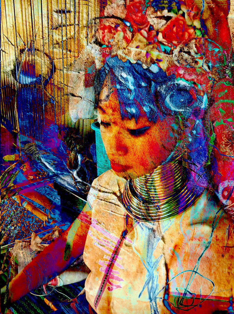 art digital sur alu  80x60cm femme girafe avec son imposant collier de cuivre
