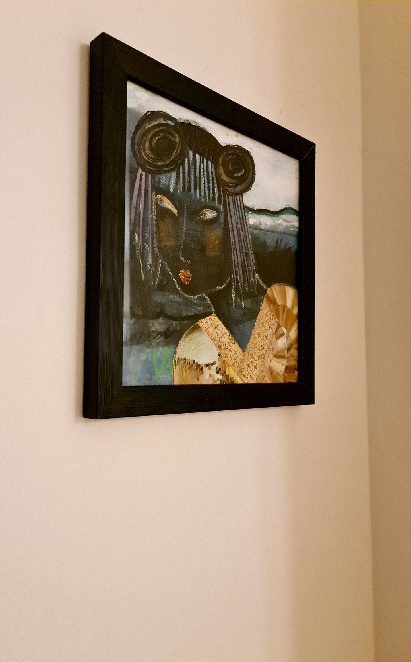 Maya - portrait femme visage noire 20x20cm cadre noir