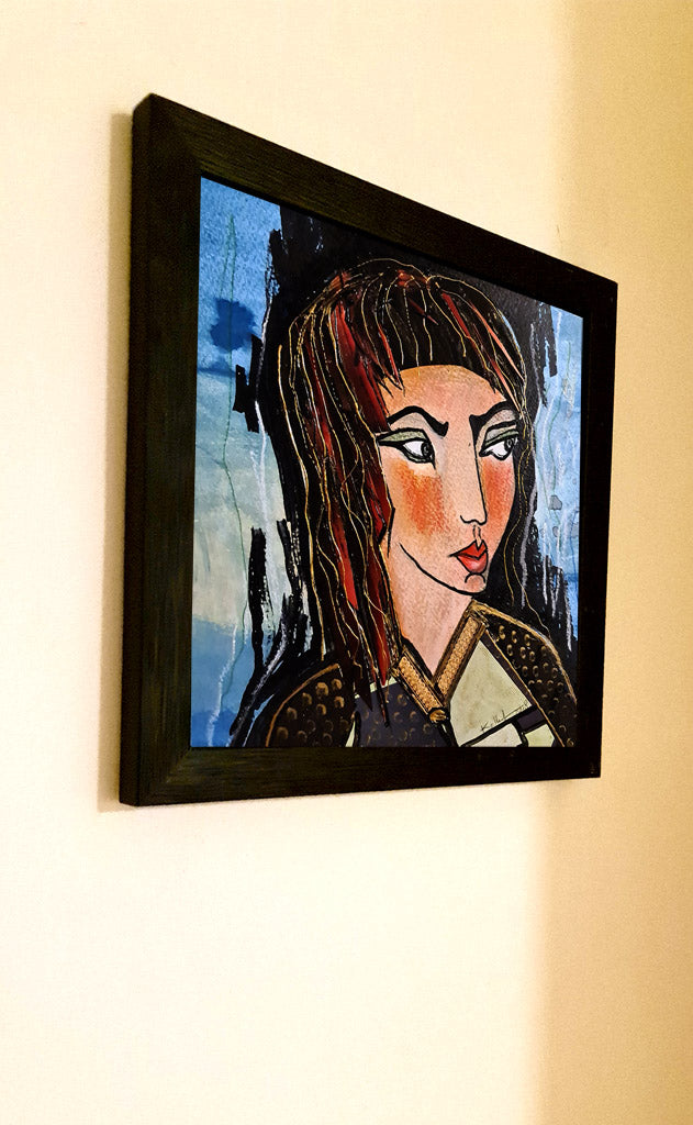 Anat - portrait femme fond bleu 20x20cm - cadre noir