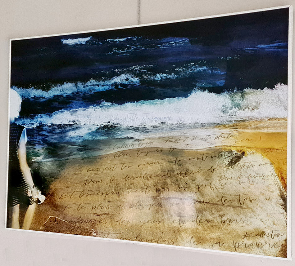 art numérique sur alu 80x100cm la mer bleu marine et les vagues blanches. avec des mots du poeme  de Baudelaire