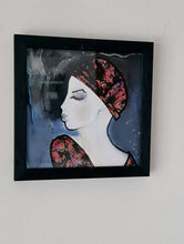 画像をギャラリービューアに読み込む, Akemi - portrait femme fond gris-bleu 20x20cm avec cadre
