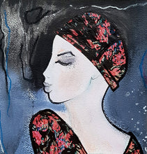 Charger l&#39;image dans la galerie, Akemi - portrait femme fond gris-bleu 20x20cm avec cadre
